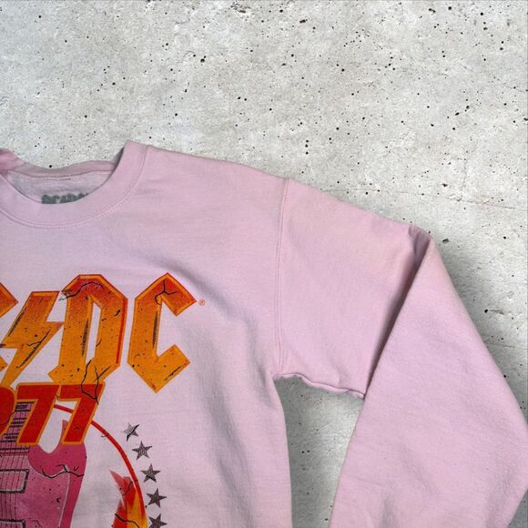 AC/DC Let There Be Rock 1977 Pink Sweatshirt Women’s Small Crewneck Pullover - Picture 4 of 10